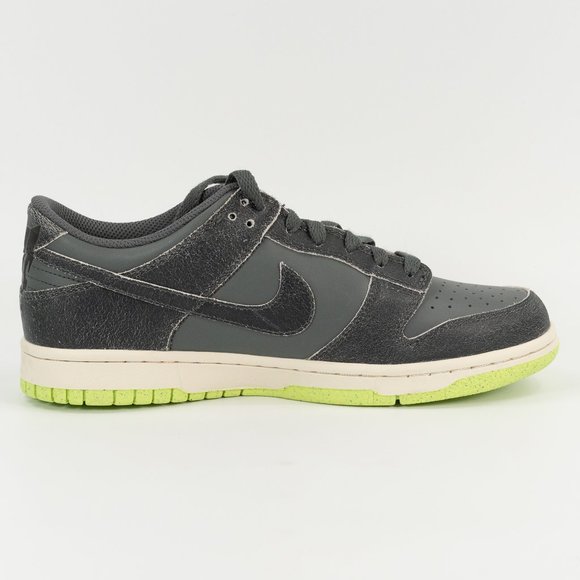 Nike Dunk Low SE 'Halloween - Cauldron' 2022 DQ6215-001 size 7 Youth / 8.5 Women - Picture 4 of 9